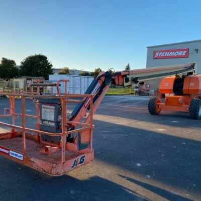 *2017 JLG 860SJ*