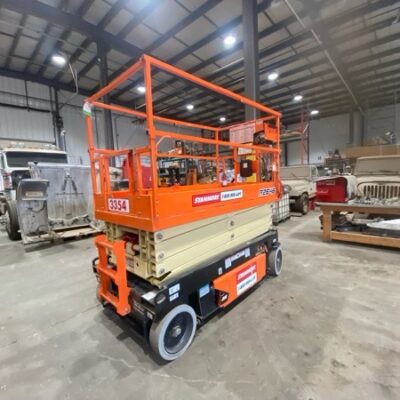 *2023 JLG R2646*