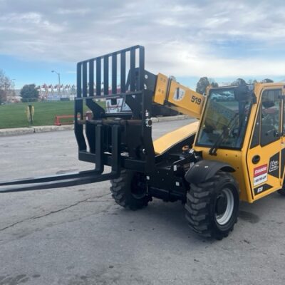 *2025 Load Lifter 519 Reach*