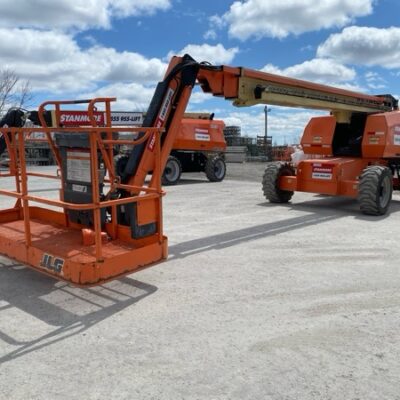 *2017 JLG 660SJ*